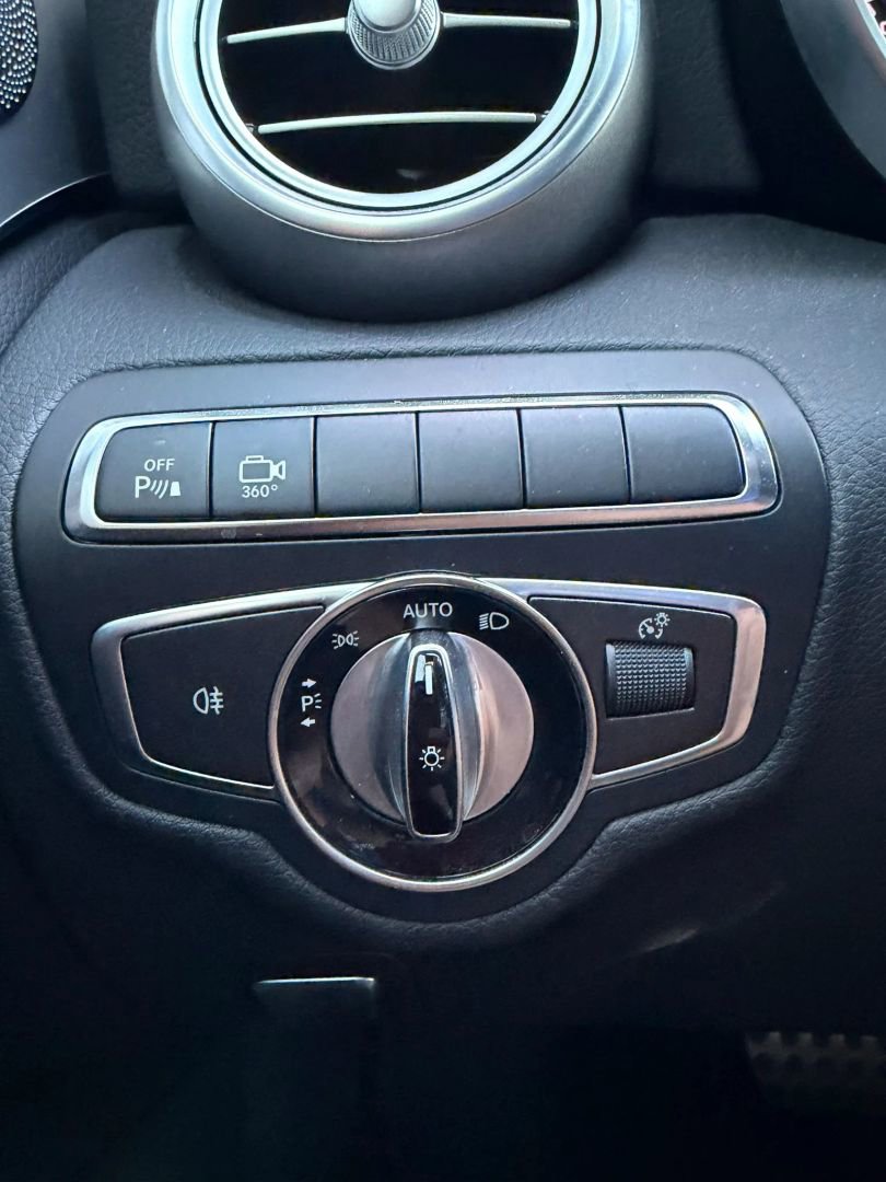 Used 2017 Mercedes-Benz C 63 AMG Cabriolet image 29