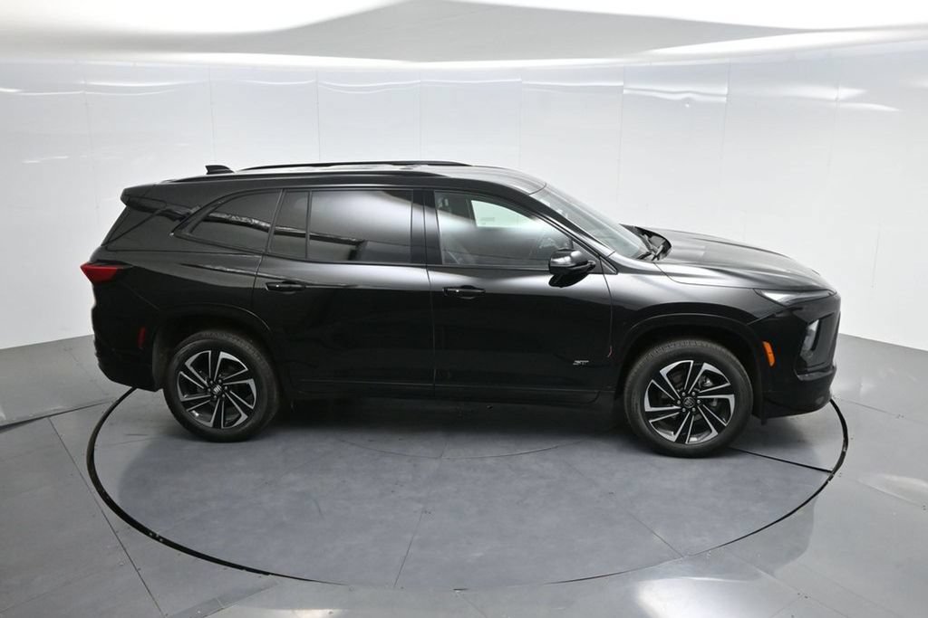 Used 2025 Buick Enclave Sport Touring FWD image 54