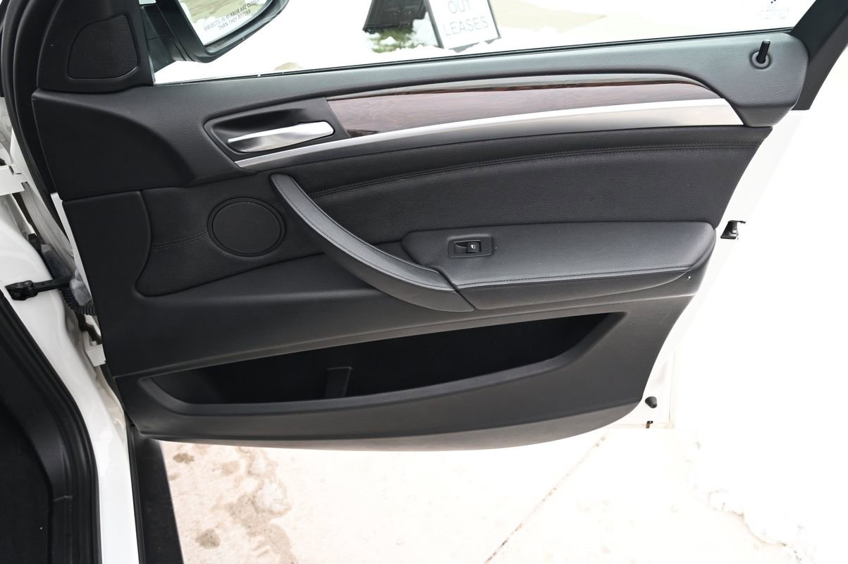 Used 2013 BMW X6 xDrive50i image 47