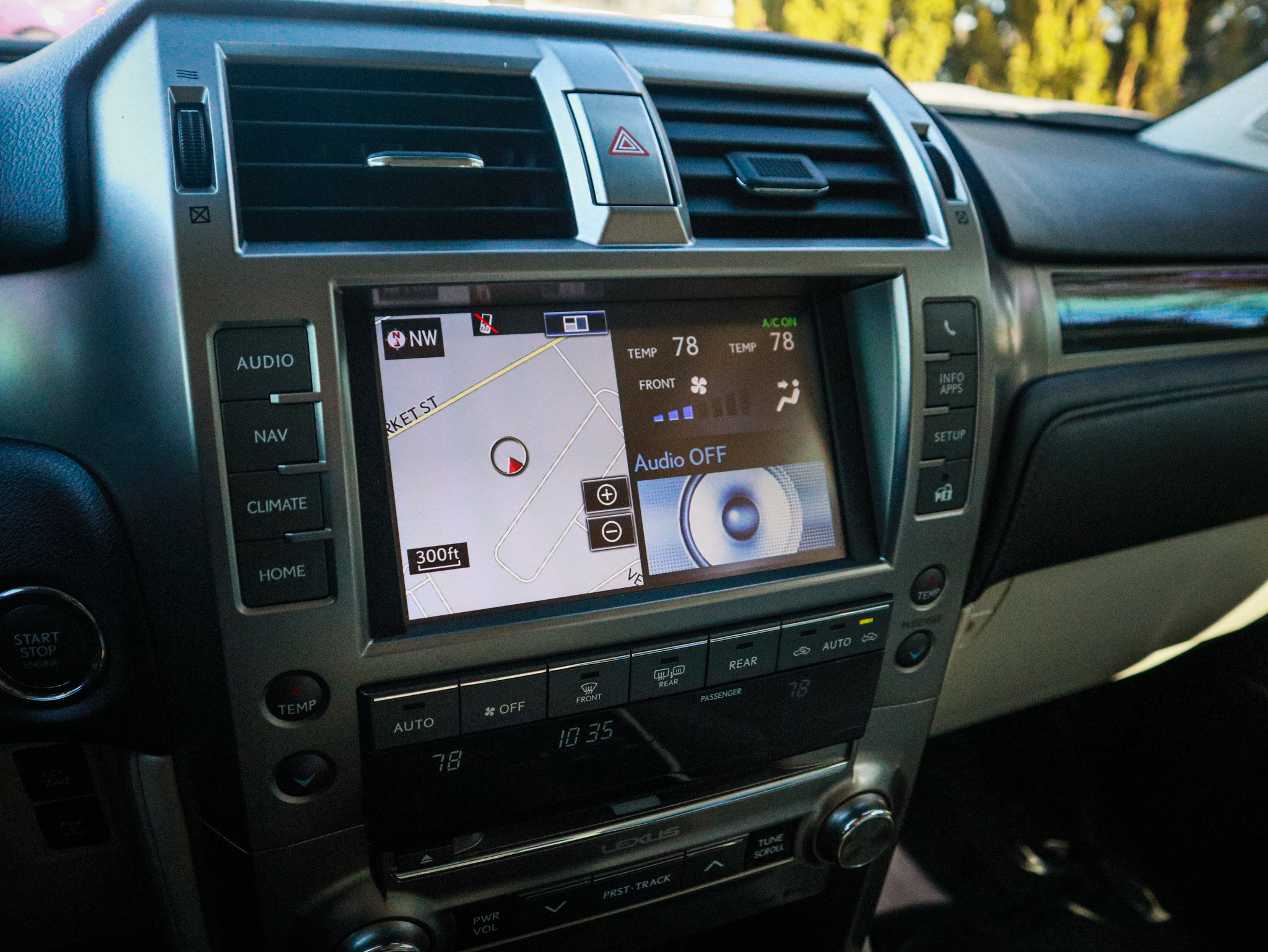 Used 2020 Lexus GX 460 Luxury w/ Accessory Package AWD/4WD image 66