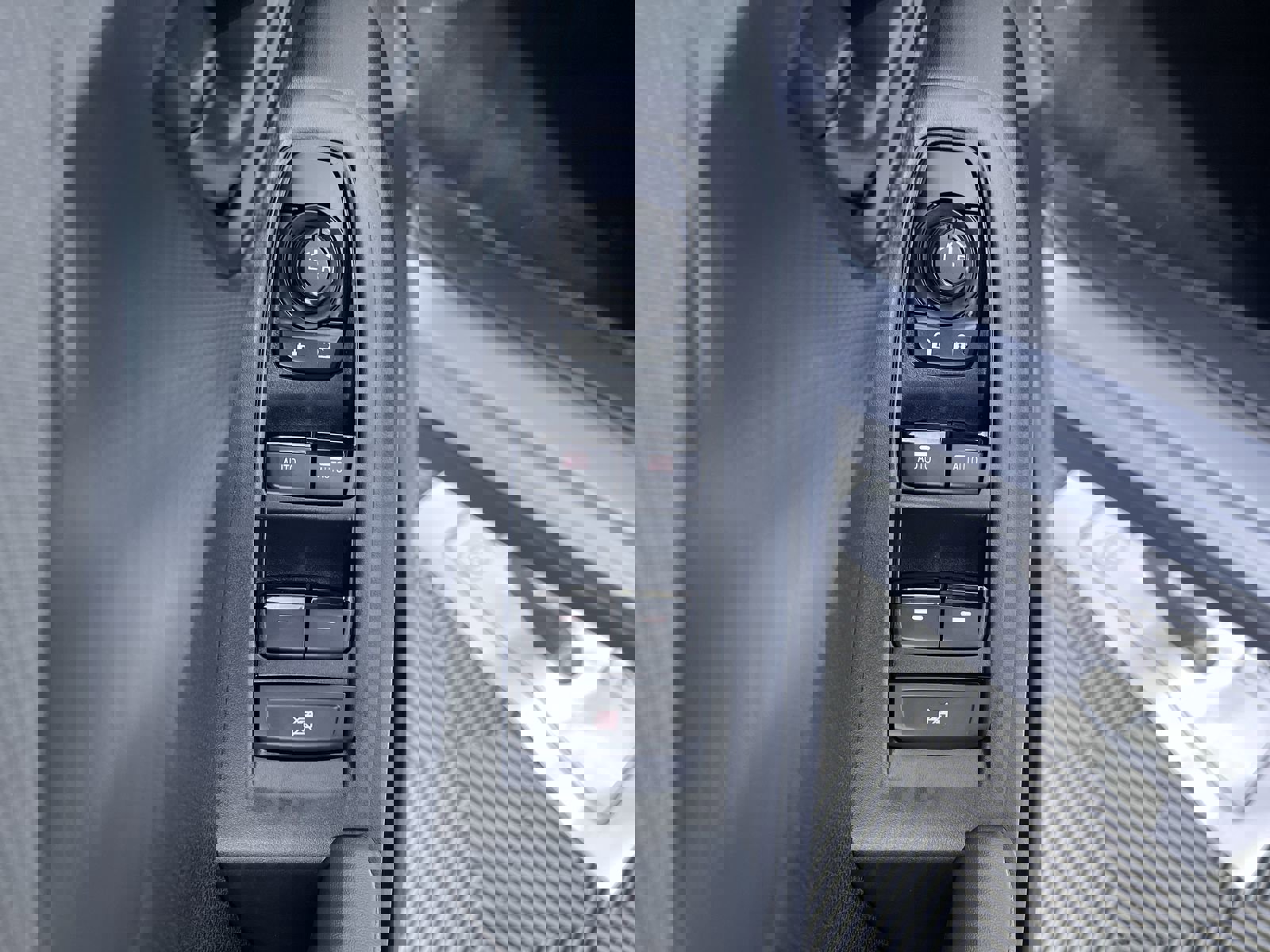 Certified 2025 Subaru Crosstrek 2.0i Premium w/ Crosstrek Mirror Package image 14