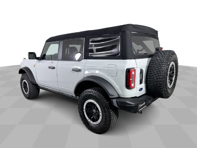 Used 2023 Ford Bronco Badlands w/ Sasquatch Package AWD/4WD image 6