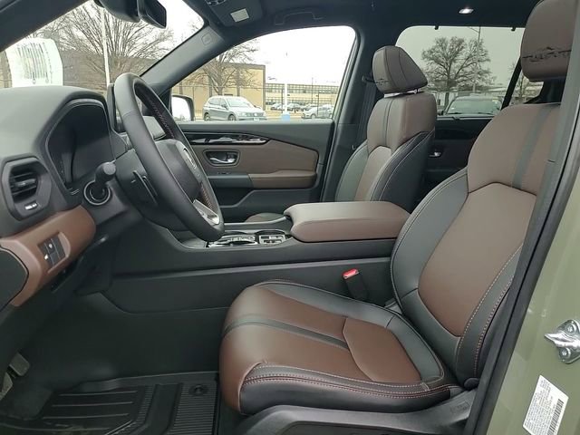 New 2026 Honda Pilot TrailSport image 13