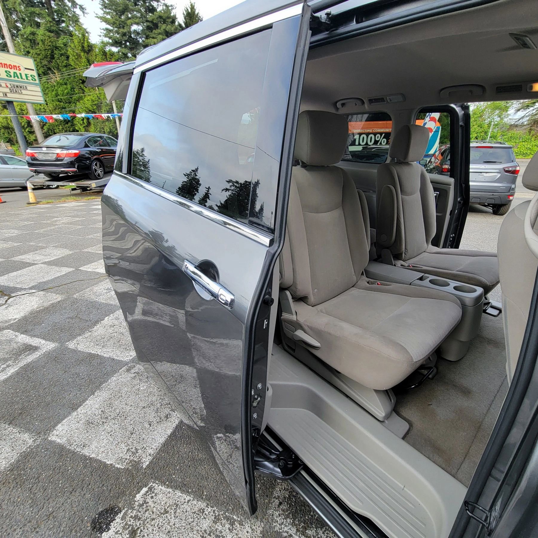 Used 2016 Nissan Quest SV image 31