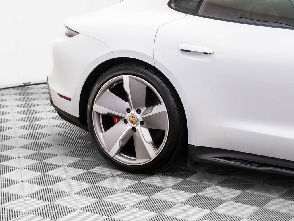 Used 2023 Porsche Taycan GTS AWD/4WD image 35