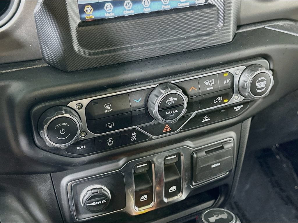 Used 2023 Jeep Wrangler Sport AWD/4WD image 25
