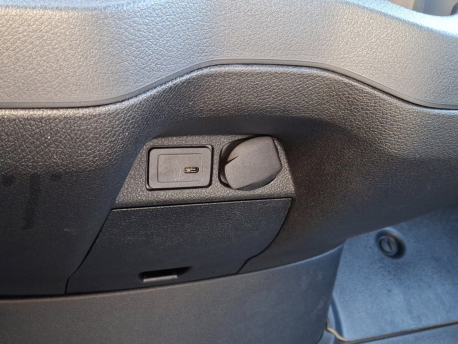 Used 2025 Mercedes-Benz Sprinter 2500 image 23