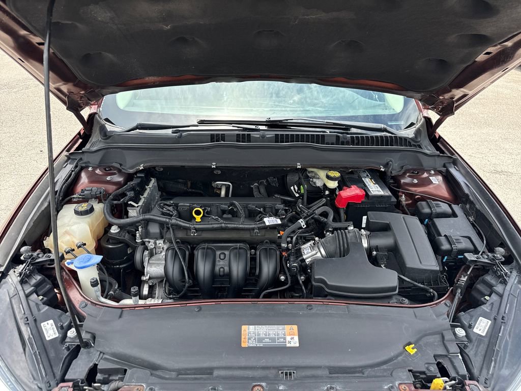 Used 2016 Ford Fusion SE FWD image 27