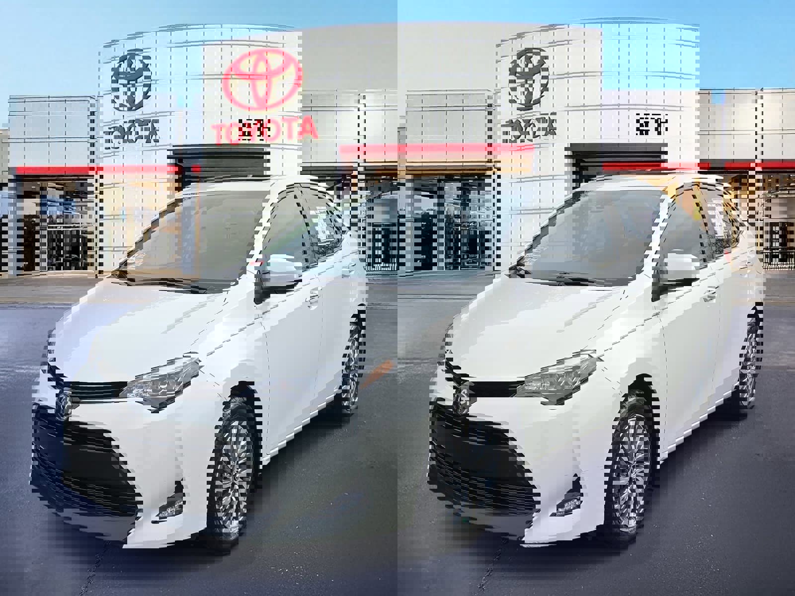 Used 2018 Toyota Corolla XLE