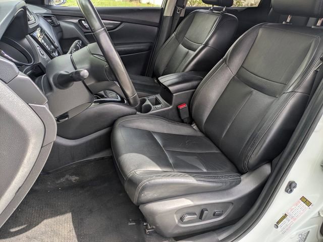 Used 2018 Nissan Rogue SL w/ Premium Package AWD/4WD image 13