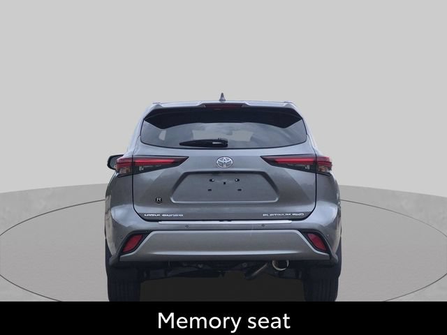 Certified 2026 Toyota Highlander Platinum AWD/4WD image 8