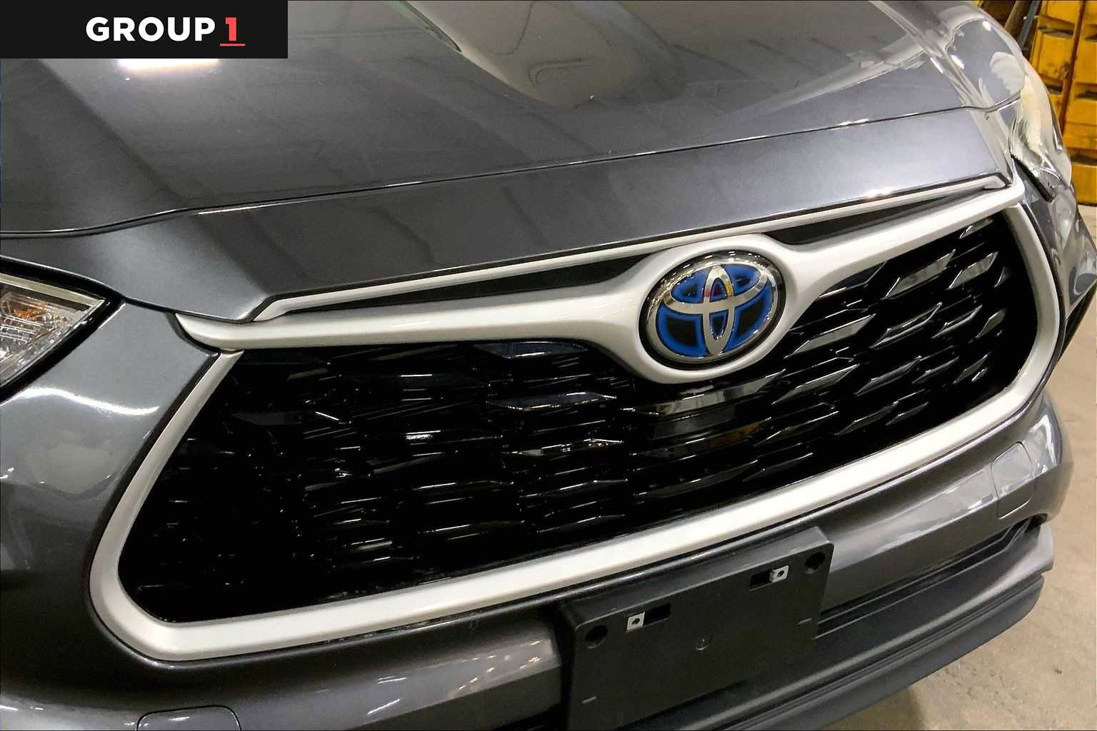 Used 2023 Toyota Highlander XLE image 30