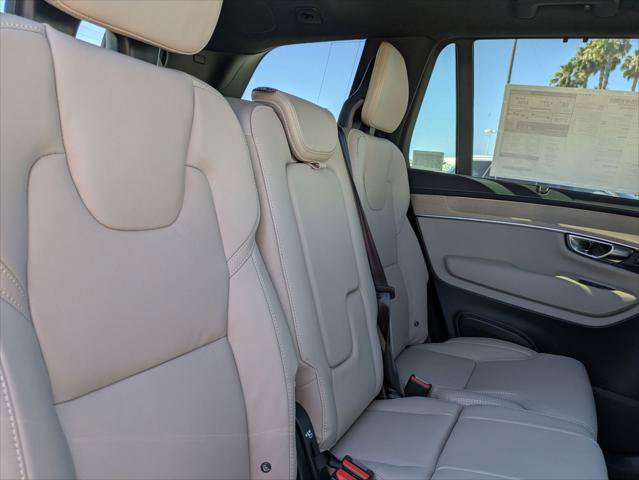 New 2026 Volvo XC90 T8 Ultra w/ Lounge Package AWD/4WD image 13