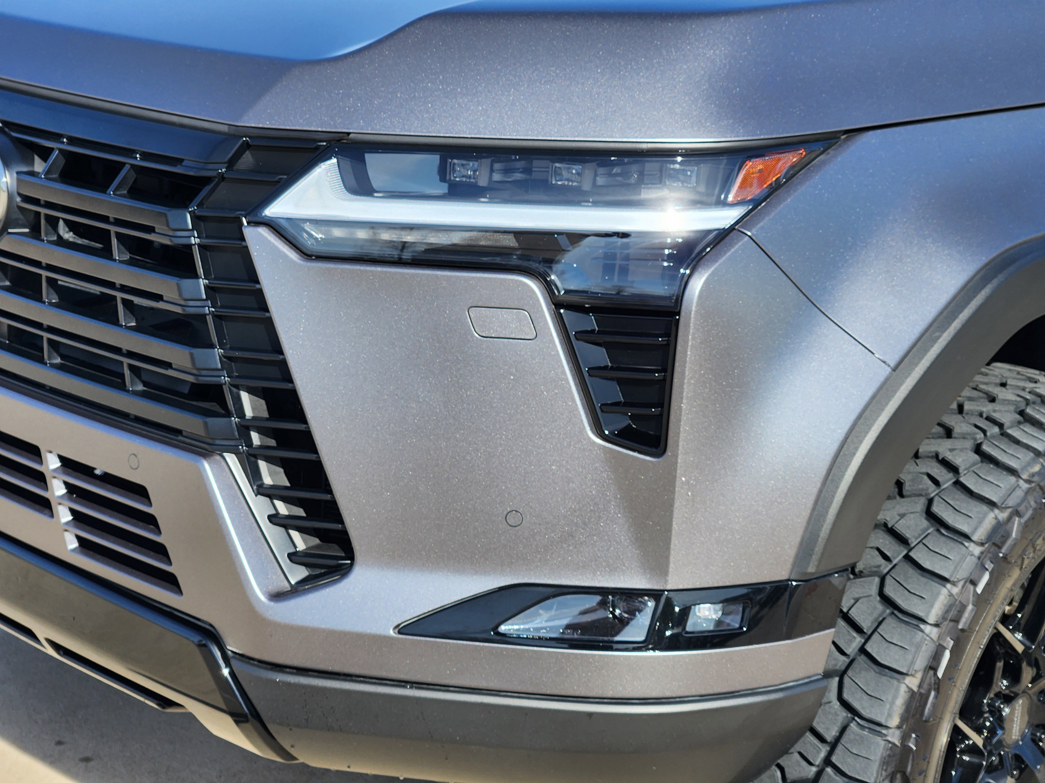 Used 2024 Lexus GX 550 550 Overtrail+ image 8