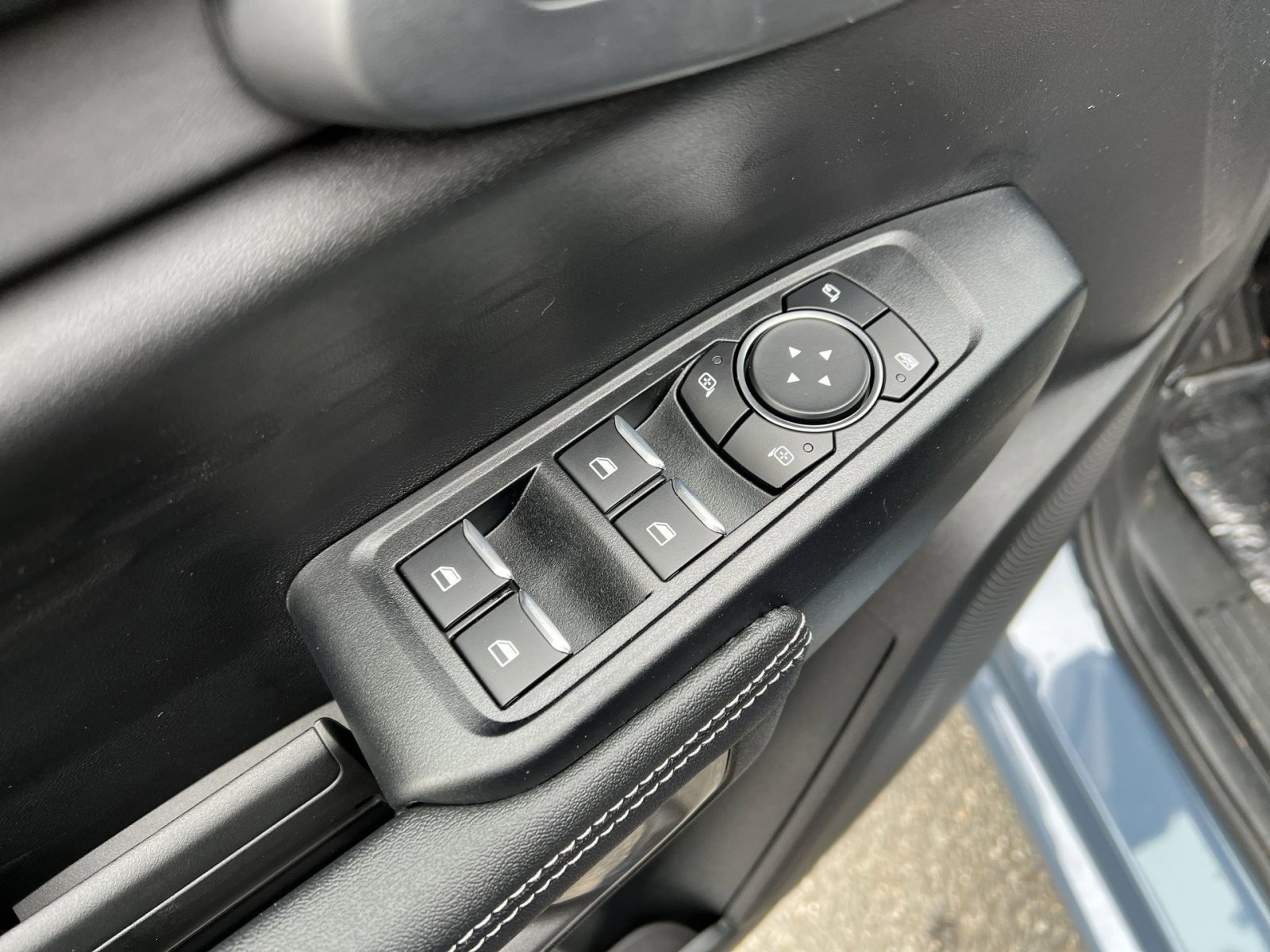 New 2025 Ford Ranger XLT w/ Convenience Package image 15