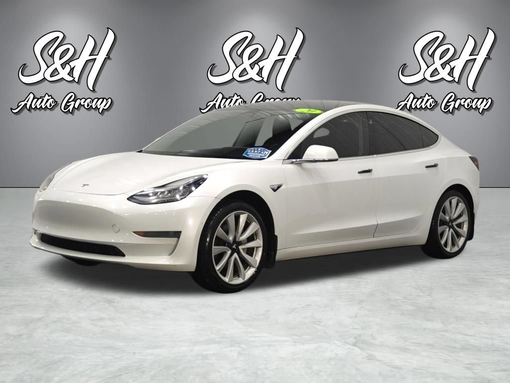 Used 2020 Tesla Model 3 Standard Range RWD image 12