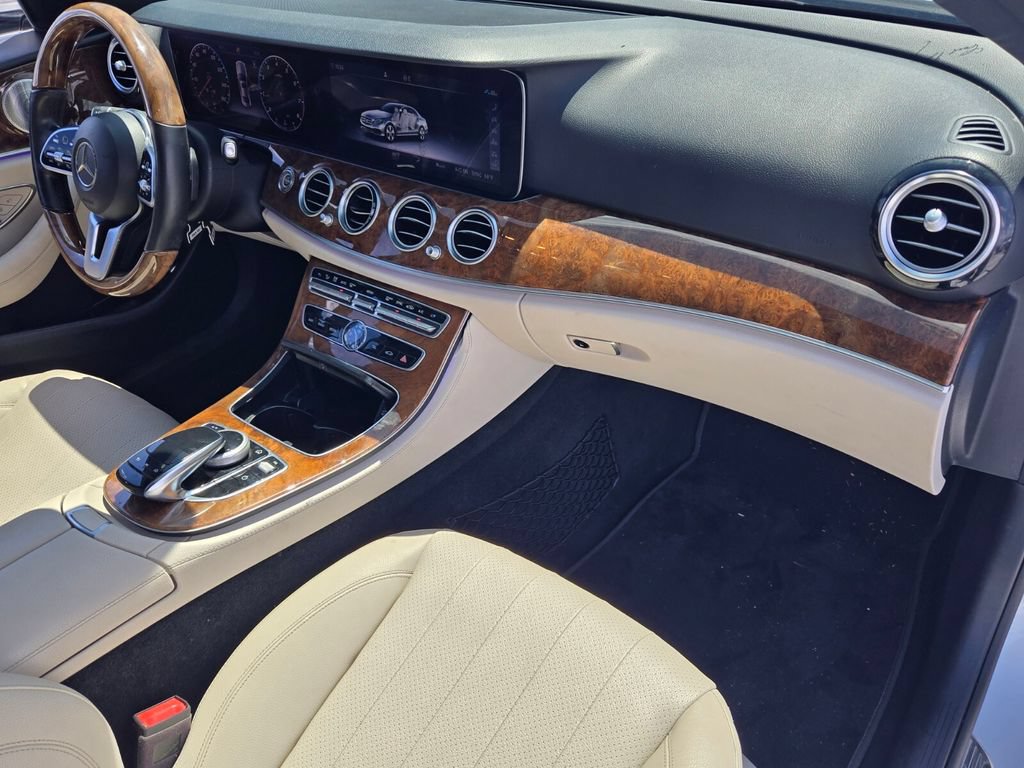 Used 2020 Mercedes-Benz E 350 Sedan image 19
