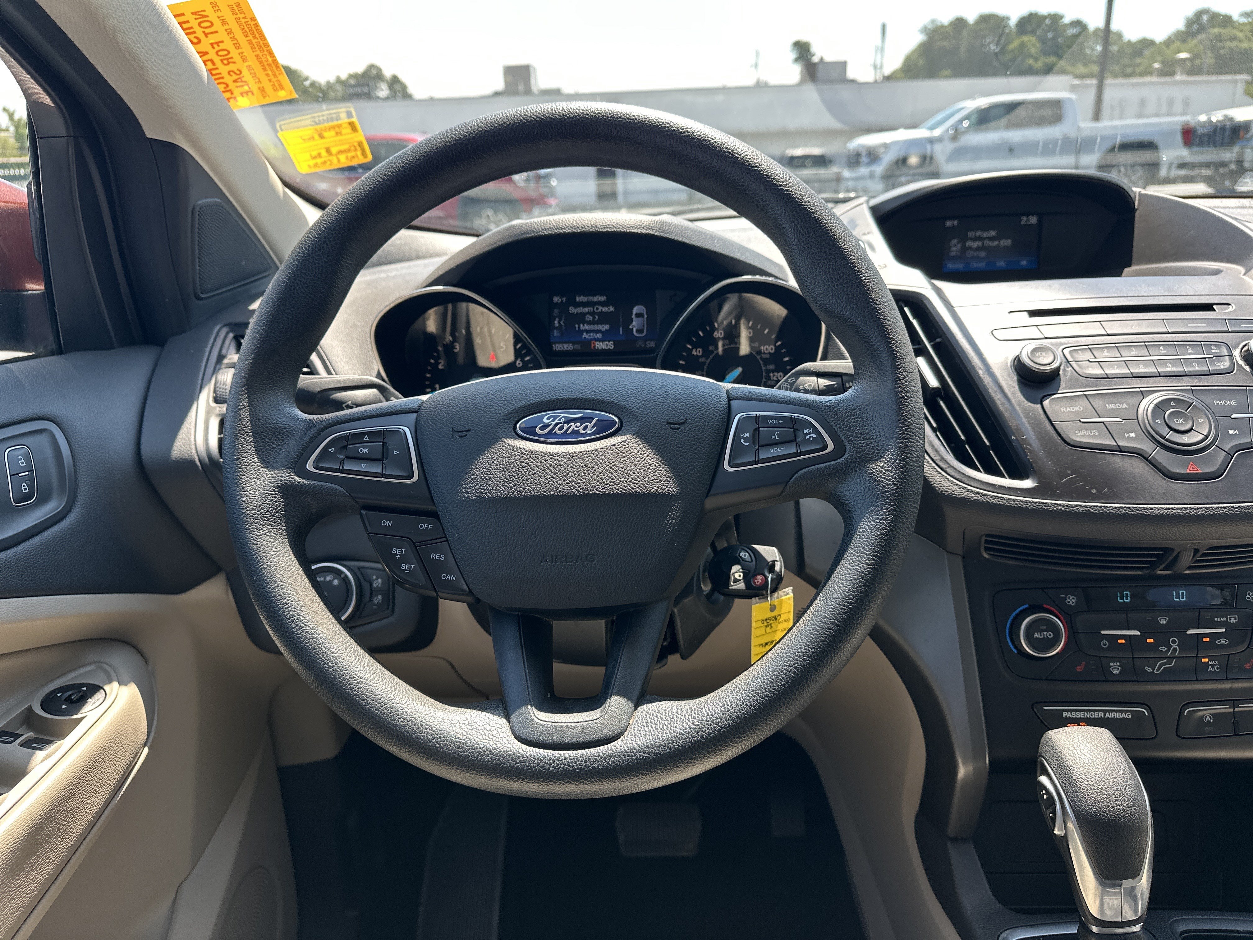 Used 2018 Ford Escape SE FWD image 17