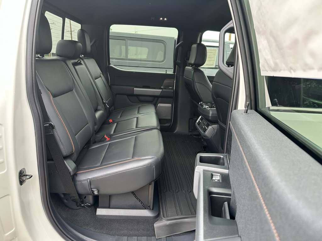 New 2025 Ford F150 Lariat w/ Equipment Group 502A High image 9