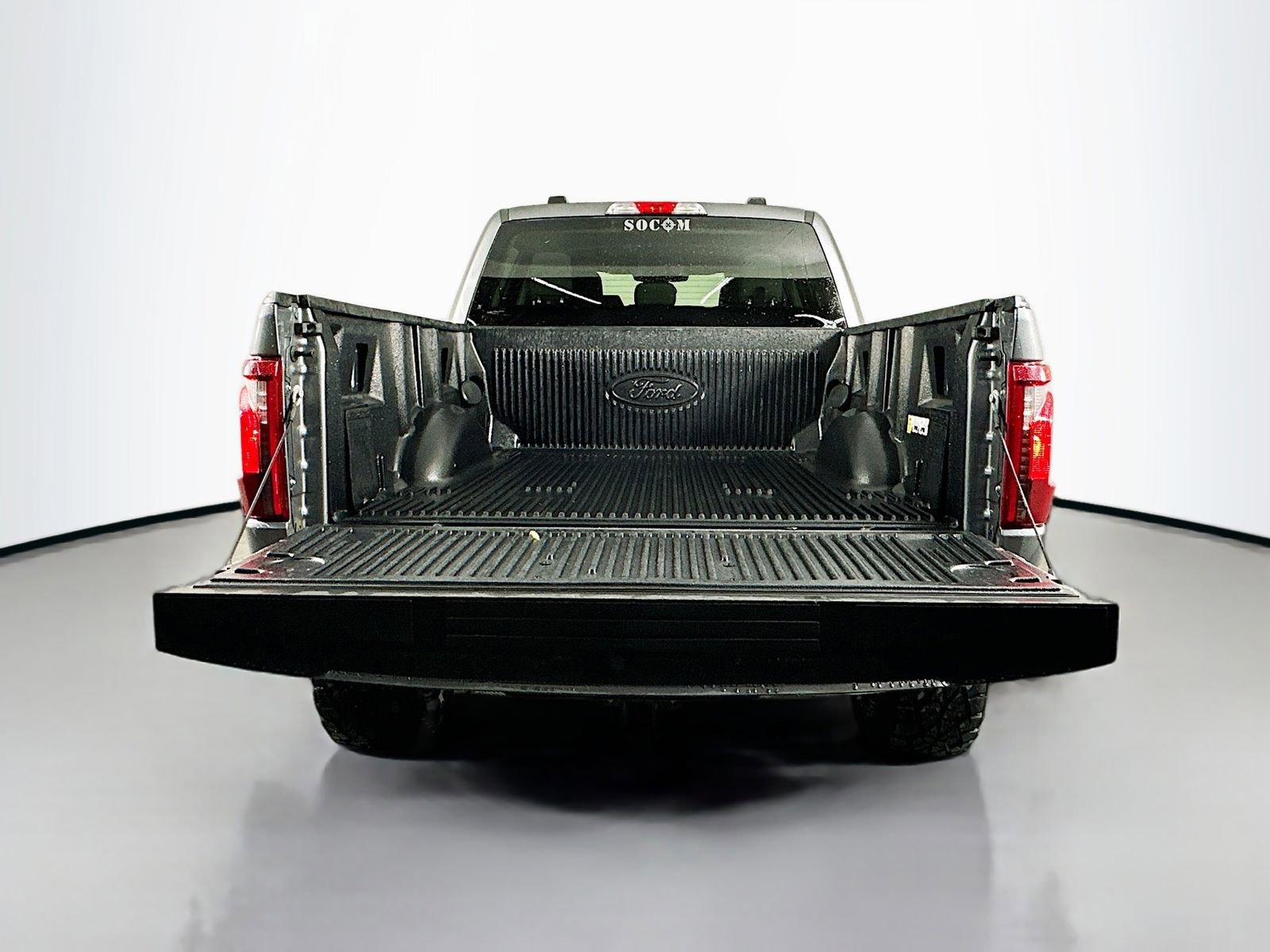 Used 2025 Ford F150 XLT w/ Equipment Group 301A Standard image 25