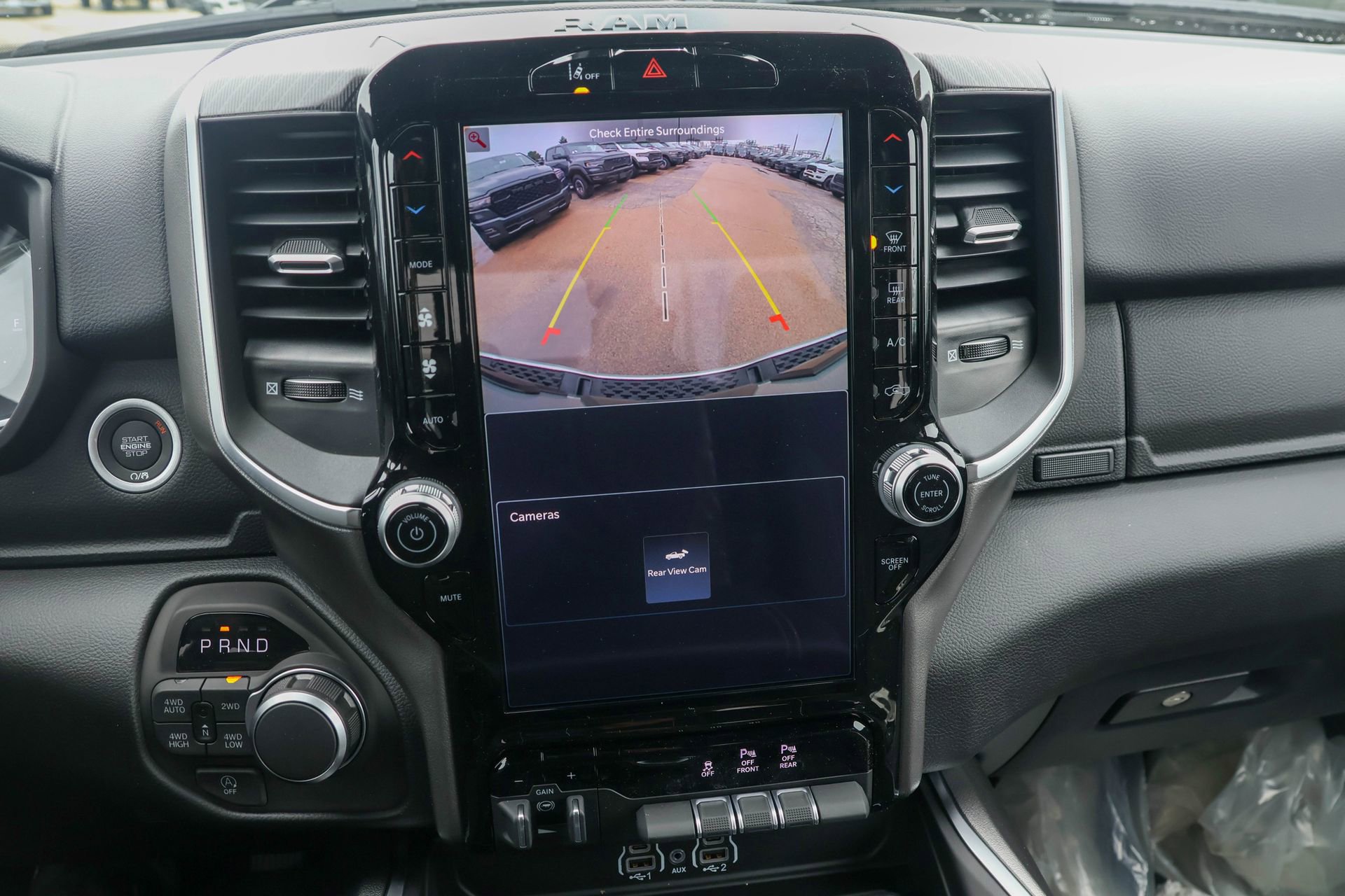New 2026 RAM 1500 Big Horn AWD/4WD image 17