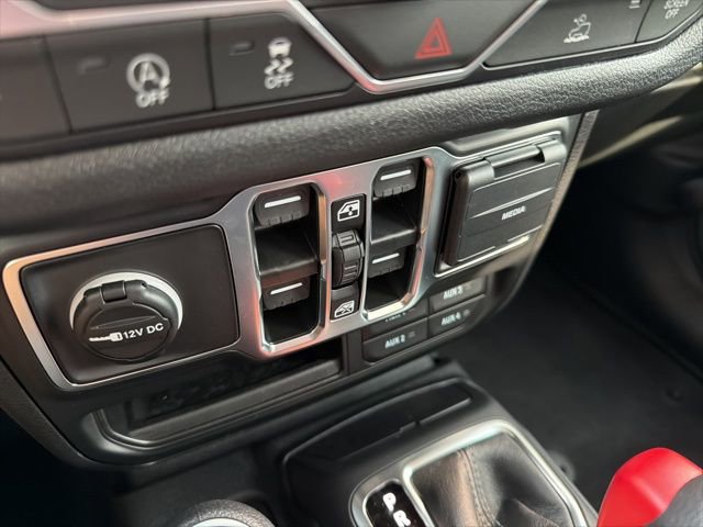 New 2025 Jeep Gladiator Sport image 18