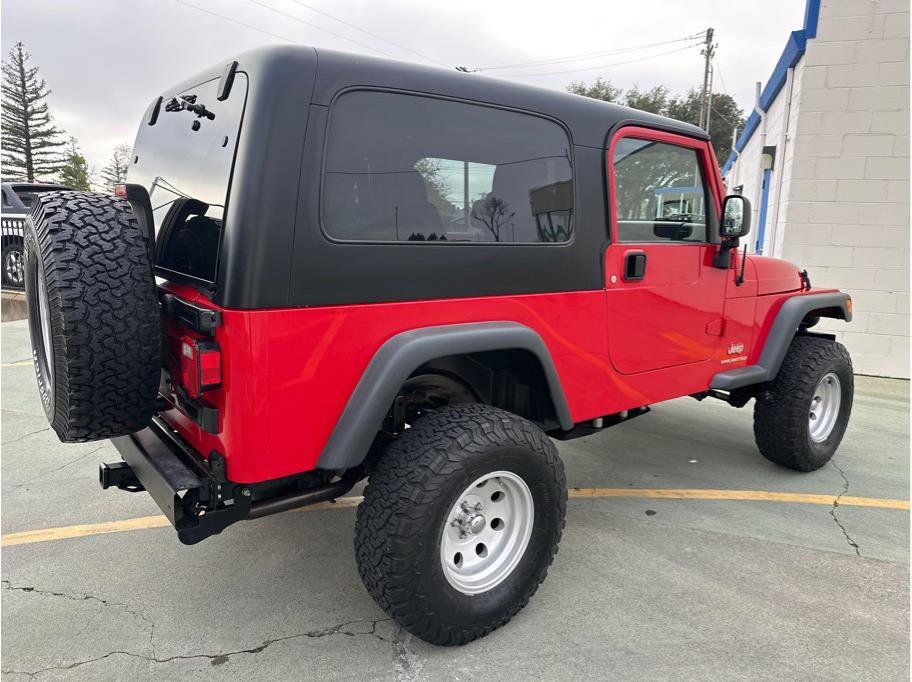 Used 2006 Jeep Wrangler Unlimited w/ Security Group image 11