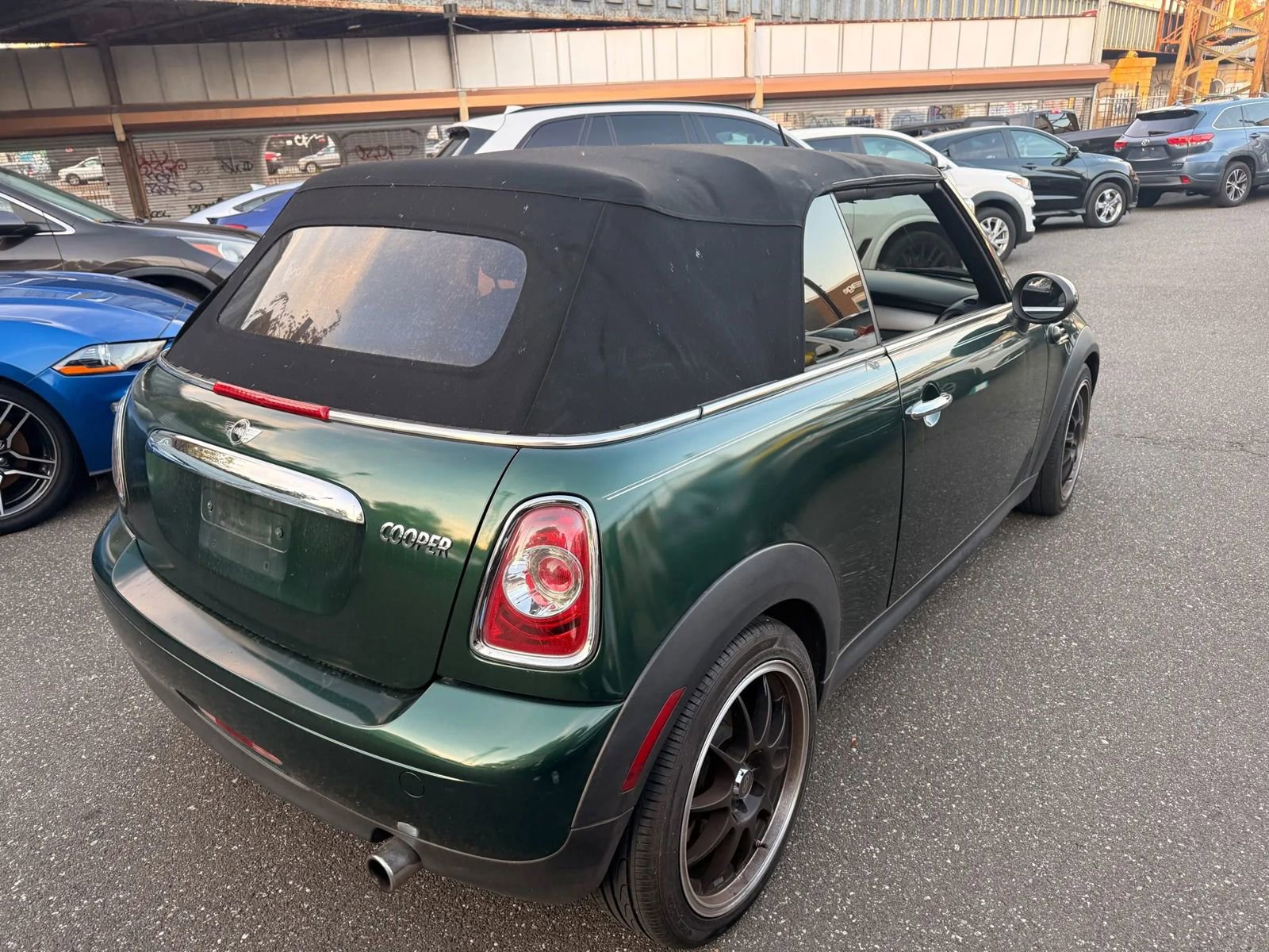 Used 2011 MINI Cooper Convertible image 5