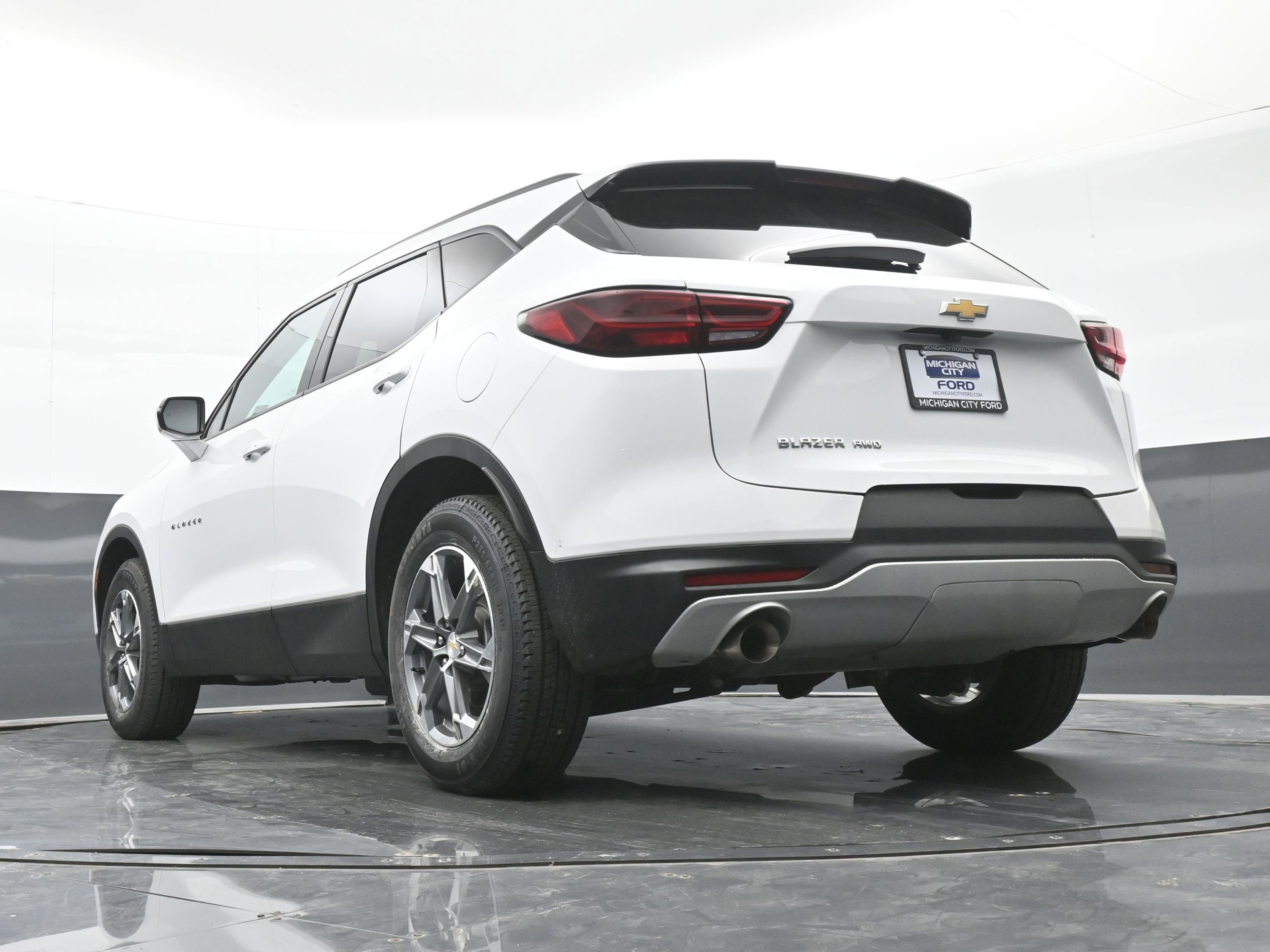 Used 2023 Chevrolet Blazer LT AWD/4WD image 36