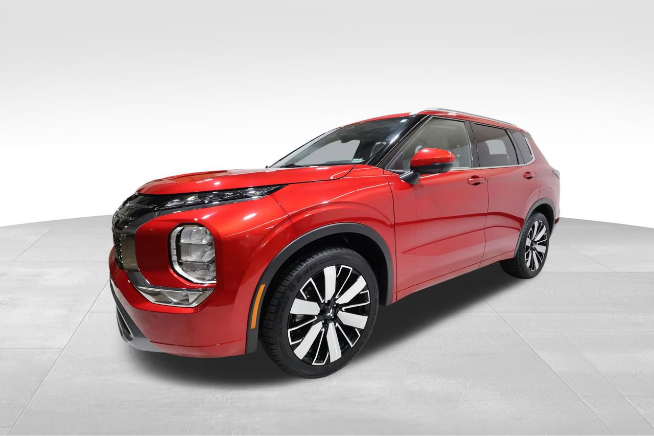Used 2025 Mitsubishi Outlander SEL FWD image 8