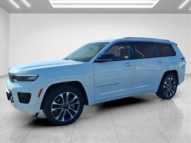 Used 2022 Jeep Grand Cherokee L Overland w/ Luxury Tech Group IV AWD/4WD image 5