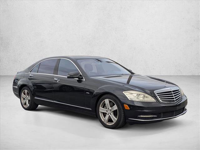 Used 2012 Mercedes-Benz S 550 4MATIC image 3