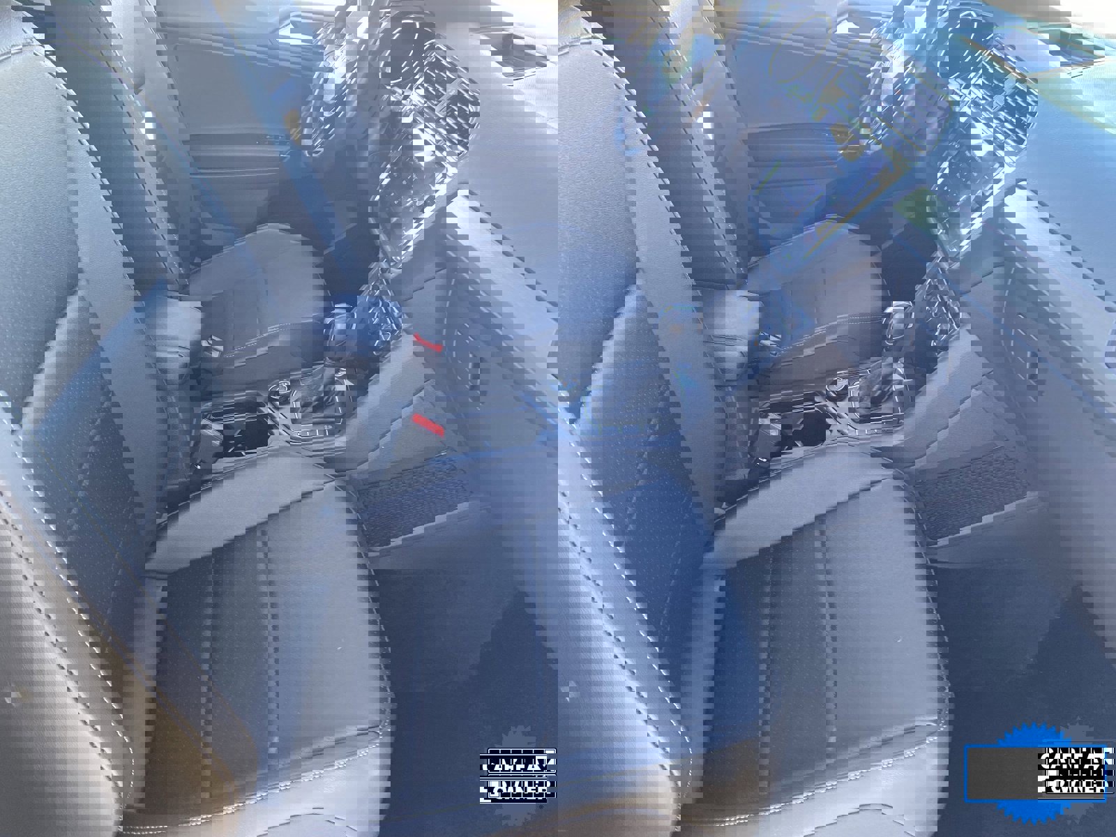 Used 2020 Volkswagen Tiguan SE image 12