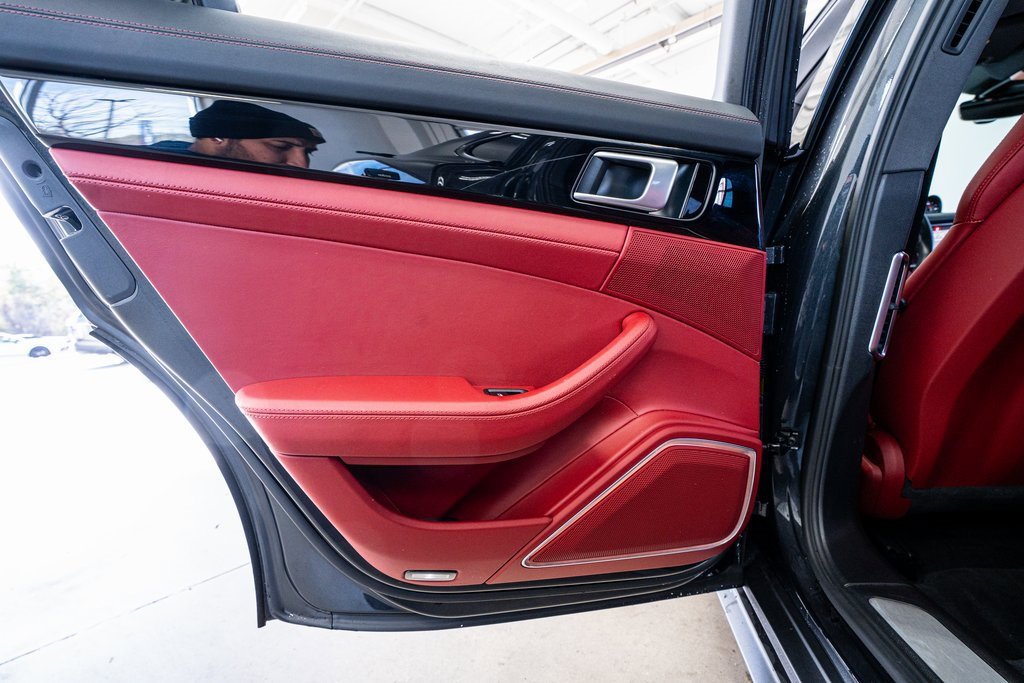 Used 2021 Porsche Panamera 4 image 51