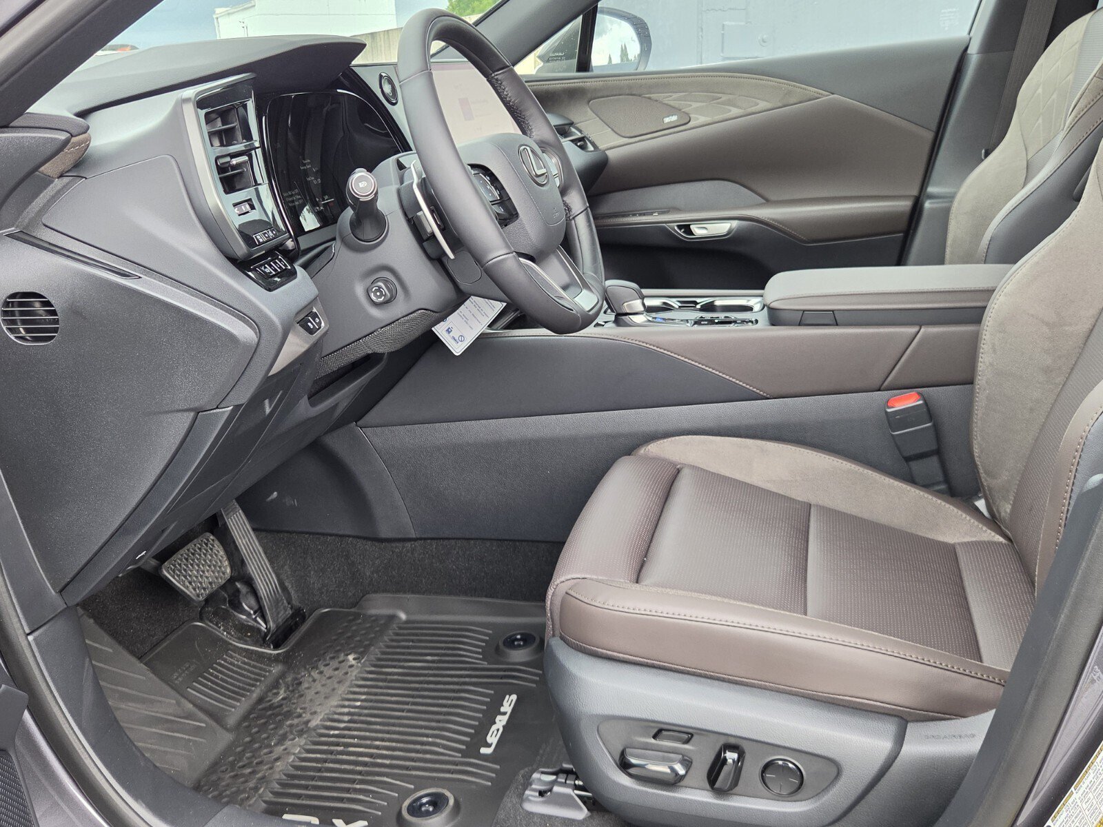 New 2026 Lexus RX 450h AWD w/ Convenience Package image 12