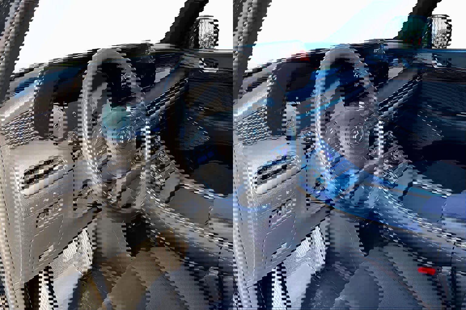 Used 2024 Hyundai Palisade Calligraphy image 18