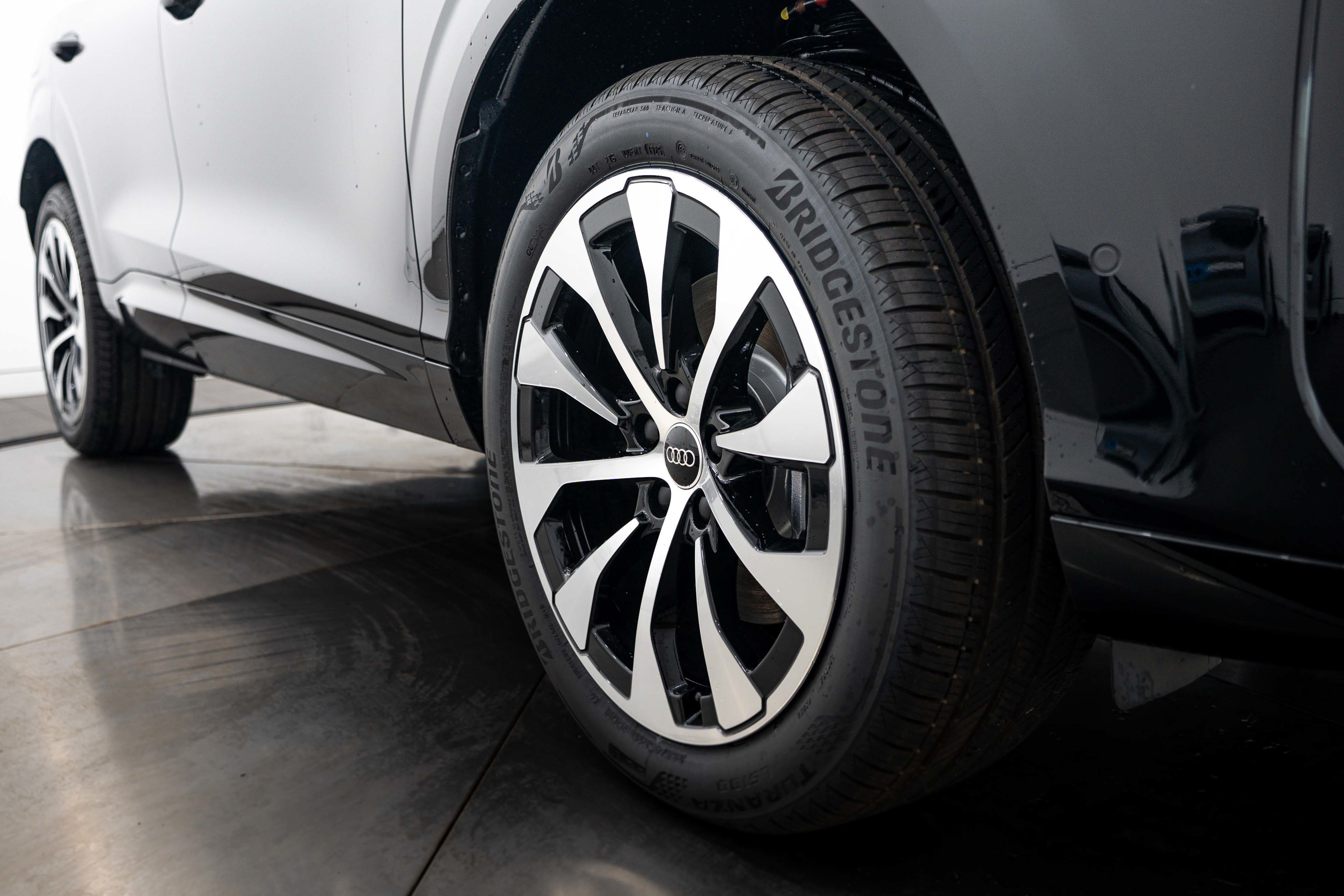 New 2026 Audi Q3 quattro 2.0T AWD/4WD image 20