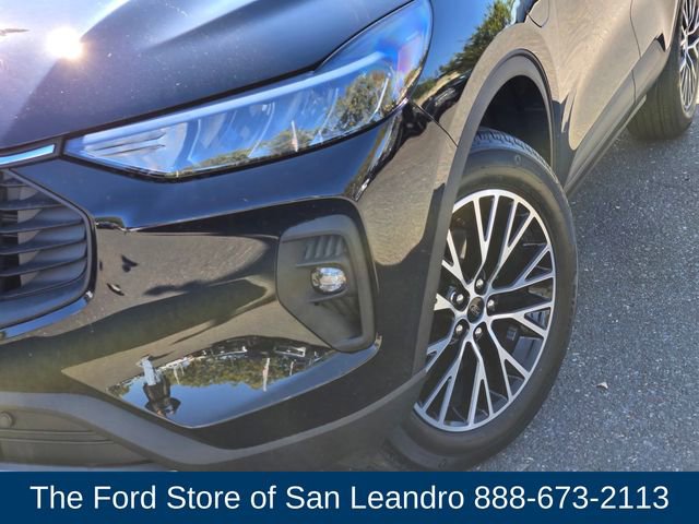 New 2025 Ford Escape SE image 11