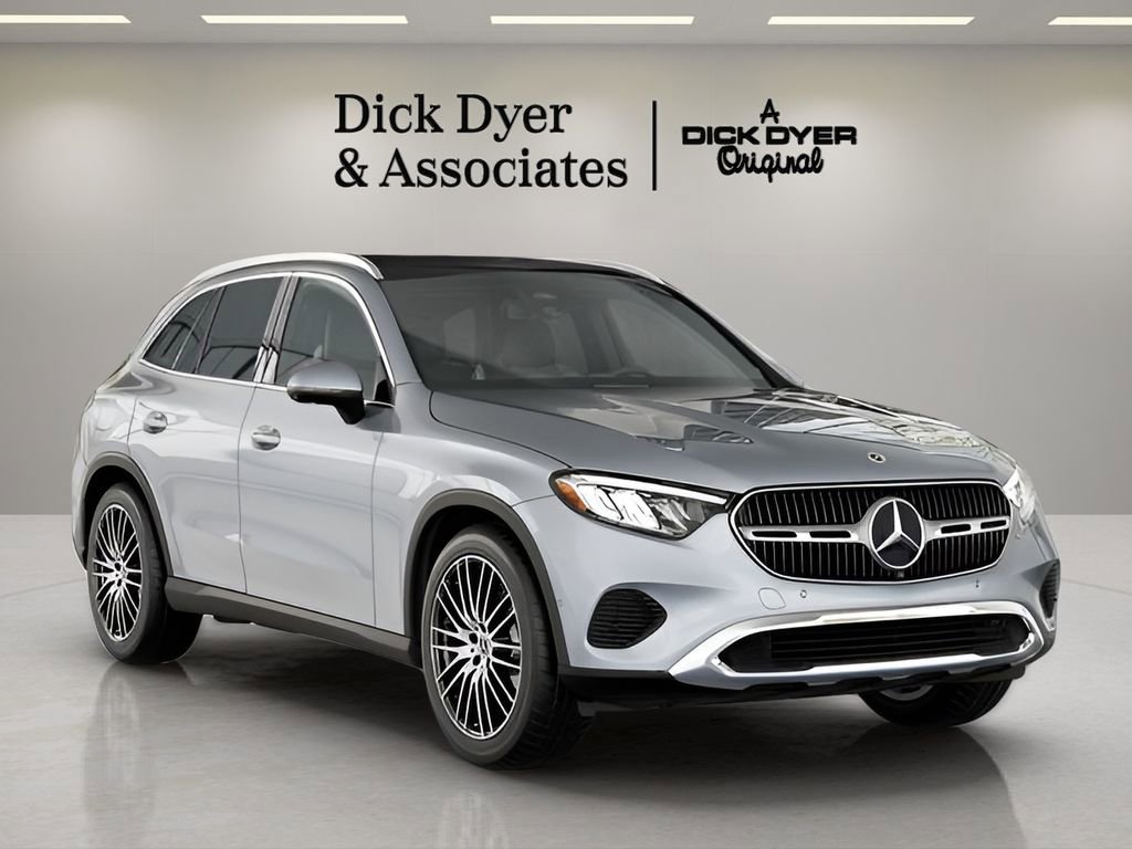 Used 2026 Mercedes-Benz GLC 300 image 36