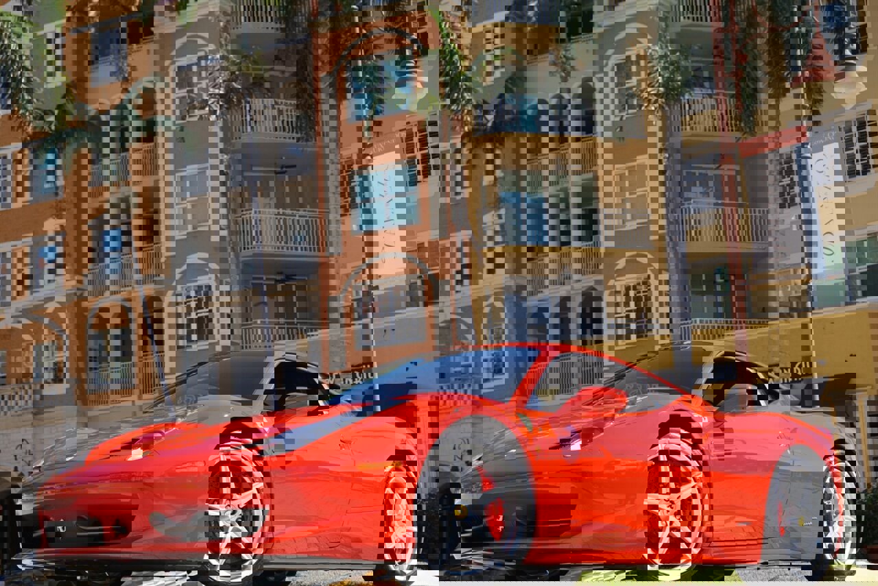 Used 2013 Ferrari 458 Italia Coupe image 31