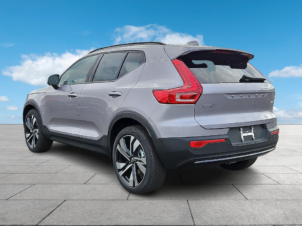New 2026 Volvo XC40 B5 Ultra w/ Protection Package Premier AWD/4WD image 5