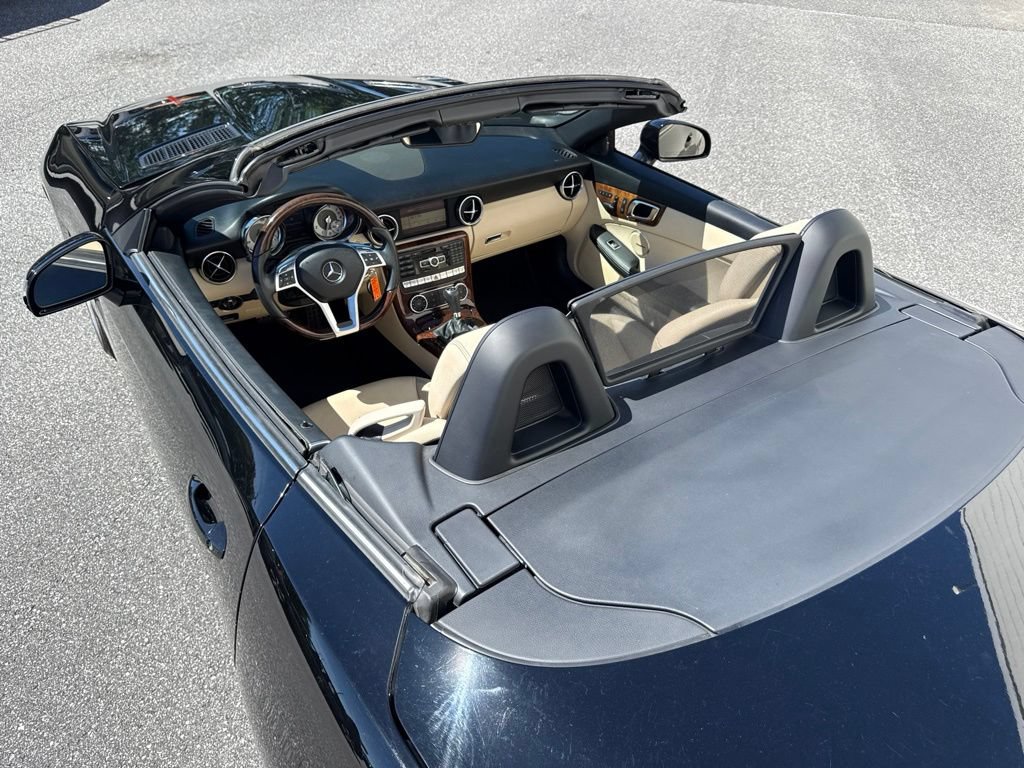 Used 2012 Mercedes-Benz SLK 350 image 13