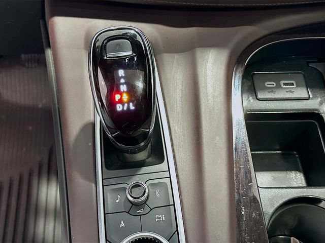 Used 2022 Cadillac Escalade ESV Sport Platinum AWD/4WD image 15