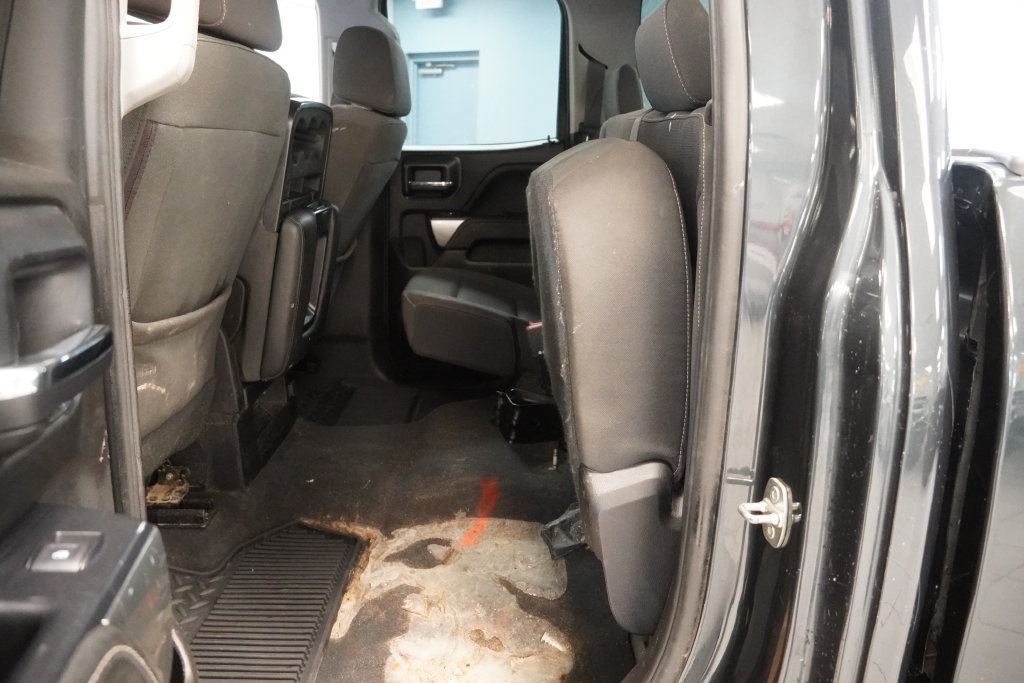 Used 2019 Chevrolet Silverado 1500 LT w/ All Star Edition AWD/4WD image 26