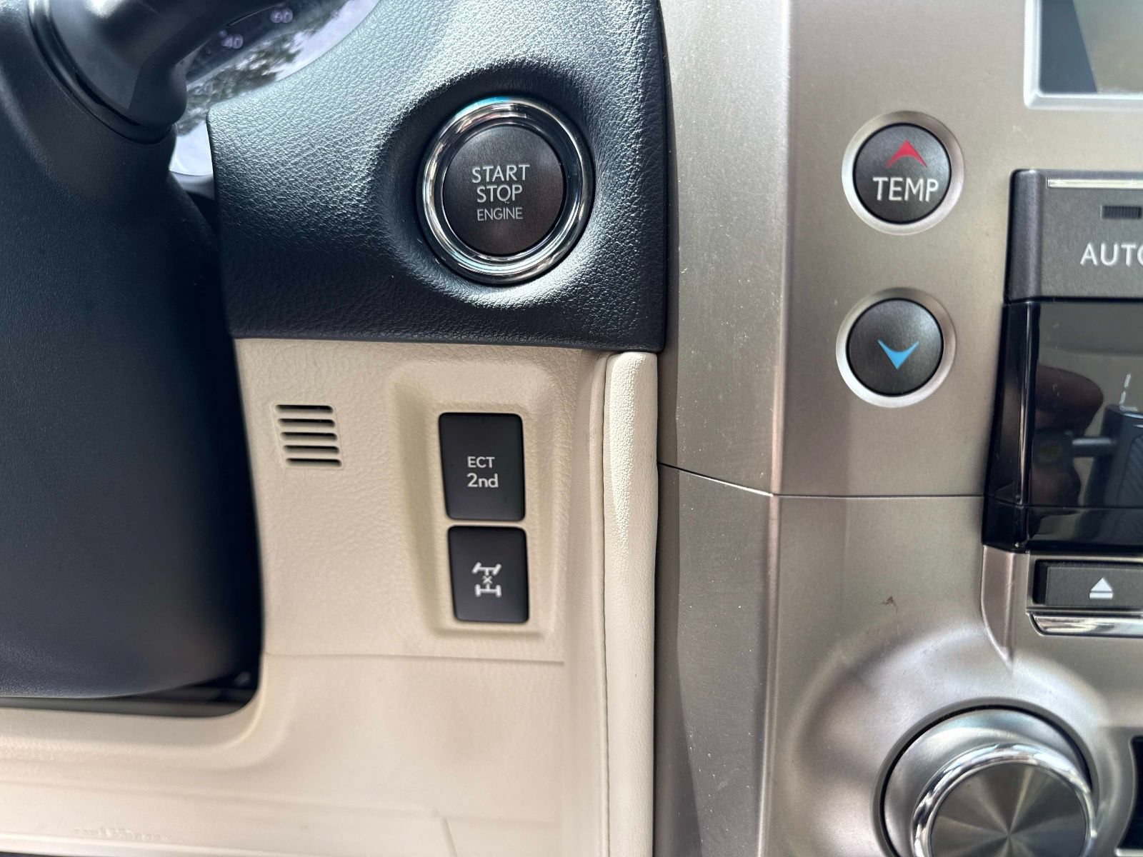 Used 2021 Lexus GX 460 Premium w/ Premium Package AWD/4WD image 33