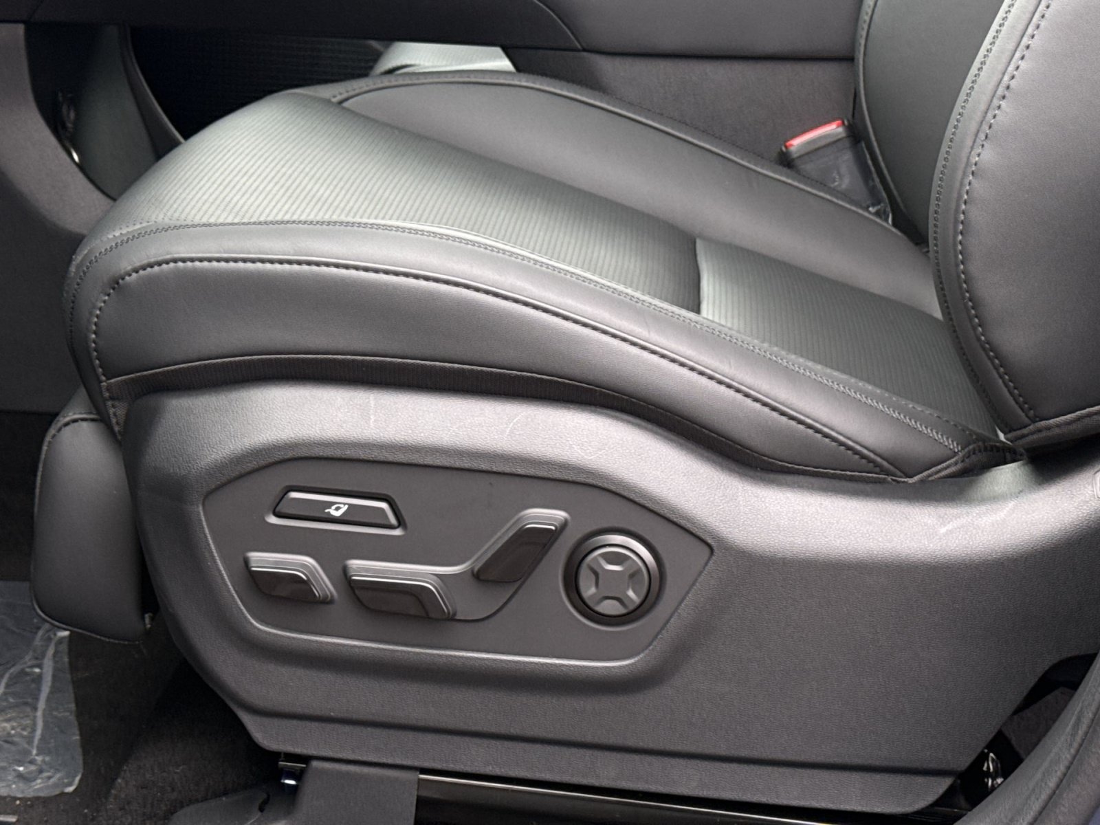 New 2026 Hyundai Santa Fe Calligraphy AWD/4WD image 14