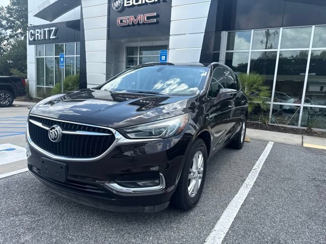 Used 2018 Buick Enclave Essence w/ Trailering Package FWD image 2