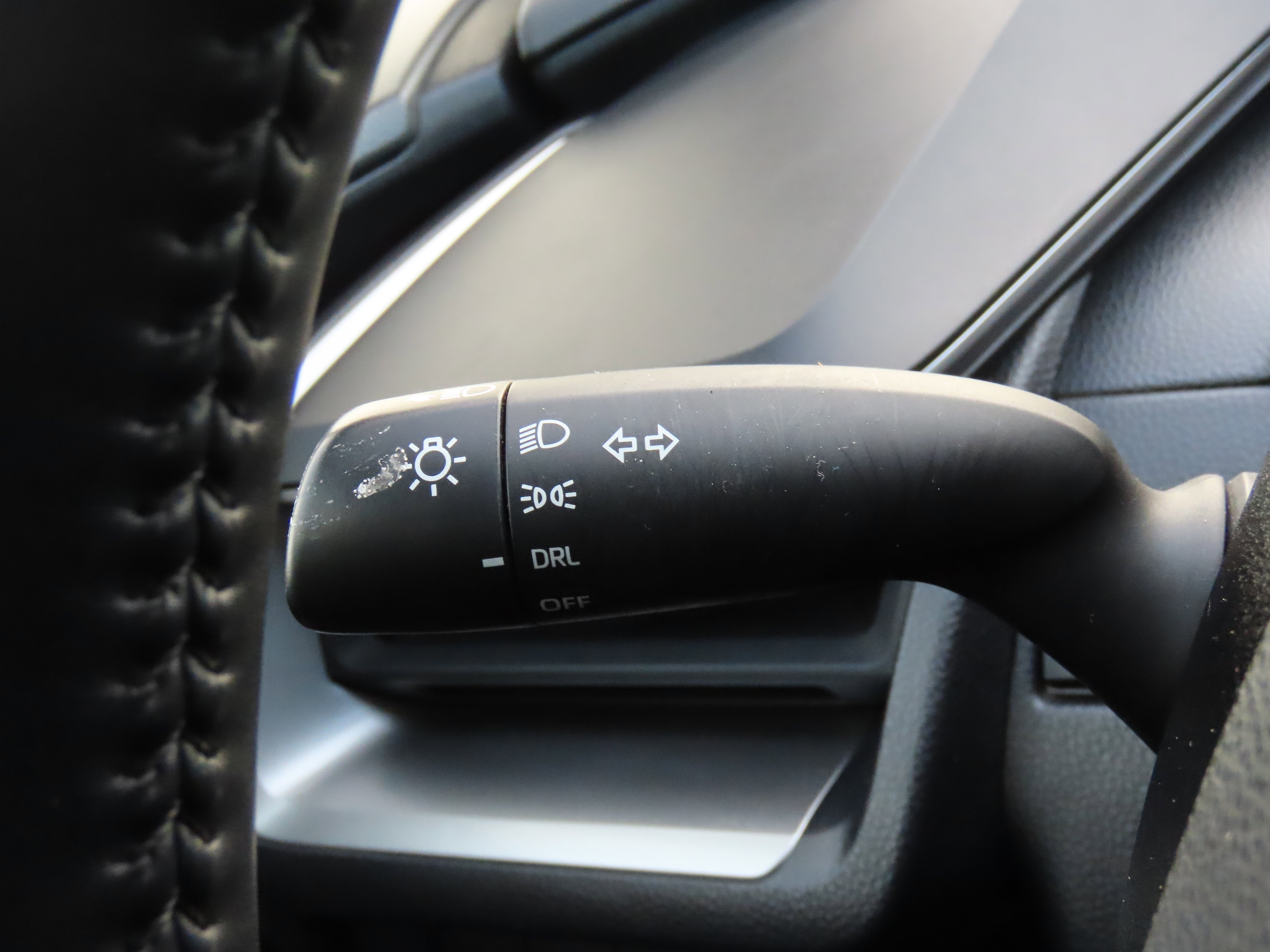 Used 2024 Toyota Prius LE image 31