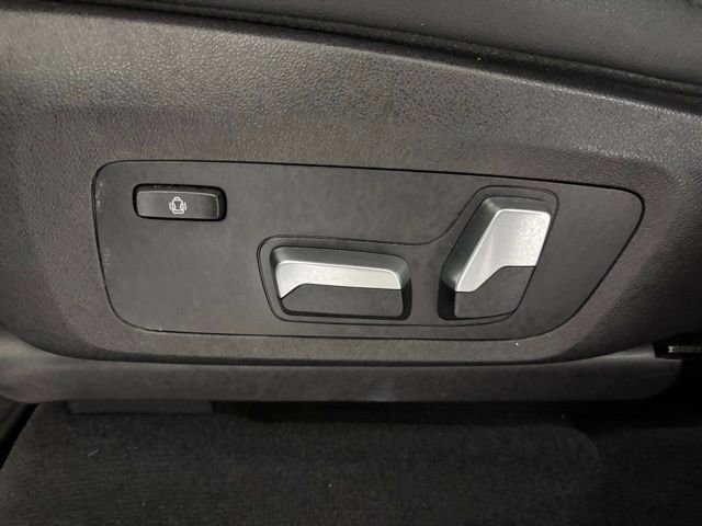 Used 2019 BMW X3 sDrive30i w/ Driving Assistance Package image 10