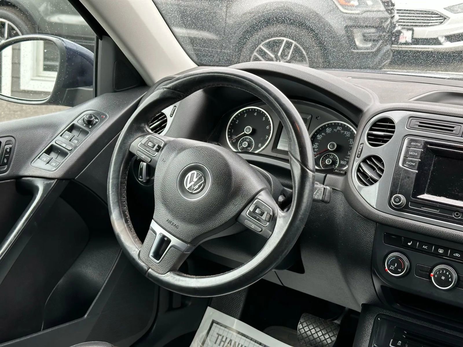 Used 2016 Volkswagen Tiguan S image 23